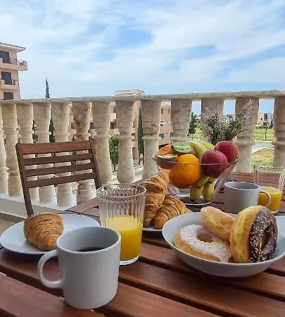 Phaedrus Living Cityview Luxury Flat Walnut Grove Daire Pafos