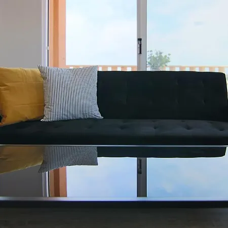 Phaedrus Living Cityview Luxury Flat Walnut Grove * Pafos